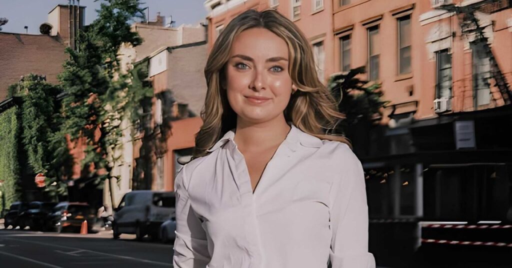 How old is Rikki Schlott? Age and birthday