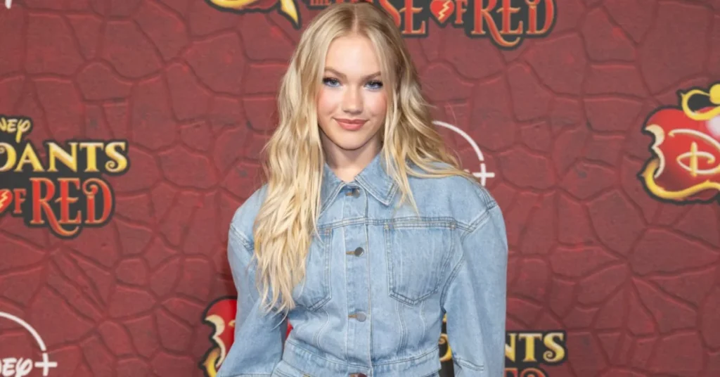 How tall is Freya Skye? Freya Skye’s height, weight, and body measurements