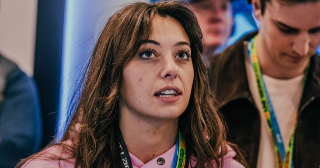 What is Olivia Tiedemann’s net worth and salary?